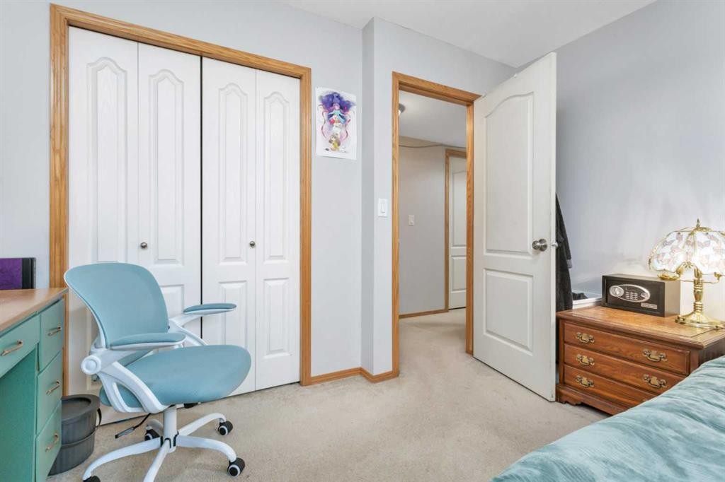 6203 Orr Drive, Red Deer, AB - Indoor Photo Showing Bedroom