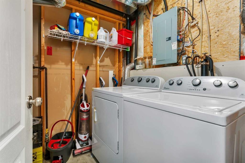 6203 Orr Drive, Red Deer, AB - Indoor Photo Showing Laundry Room