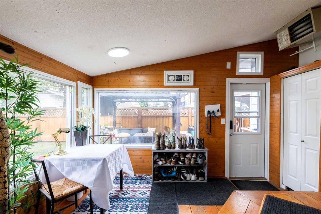 62 Rupert Crescent, Red Deer, AB - Indoor Photo Showing Other Room