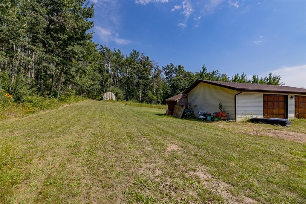 Sunhaven Road, Rural Lacombe County, AB - Outdoor