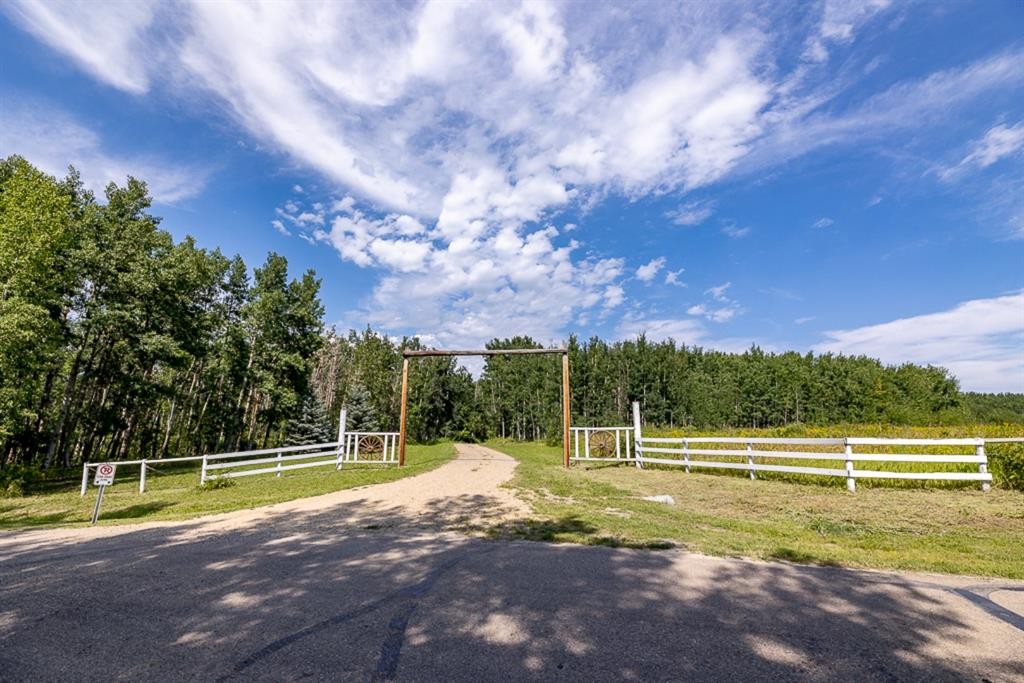 Sunhaven Road, Rural Lacombe County, AB - Outdoor With View