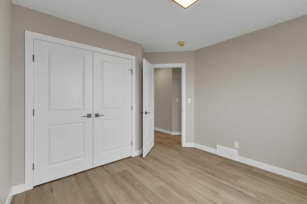 123 Hampton Crescent, Sylvan Lake, AB - Indoor Photo Showing Other Room