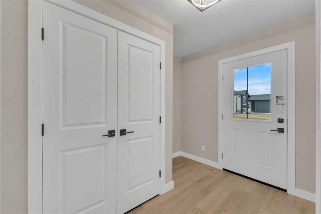 123 Hampton Crescent, Sylvan Lake, AB - Indoor Photo Showing Other Room