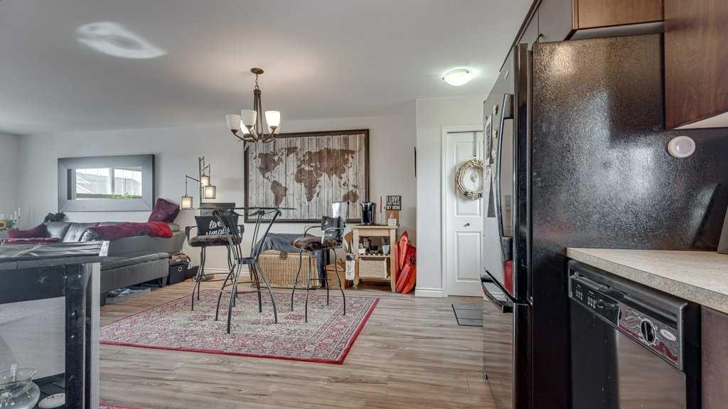 115 Redwood Boulevard, Springbrook, AB - Indoor