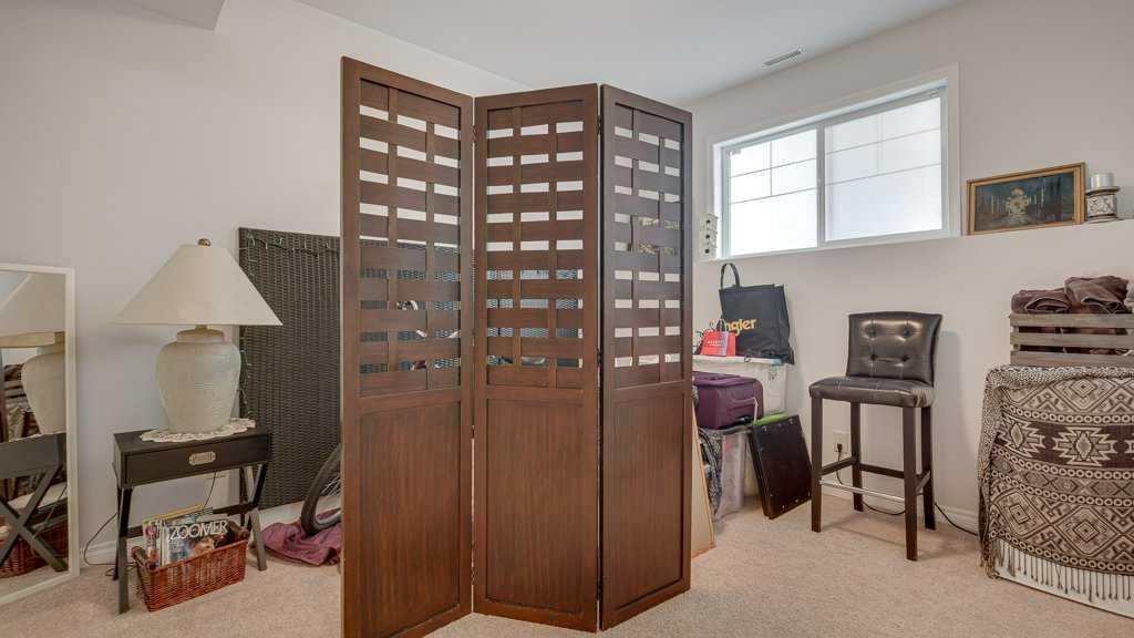115 Redwood Boulevard, Springbrook, AB - Indoor