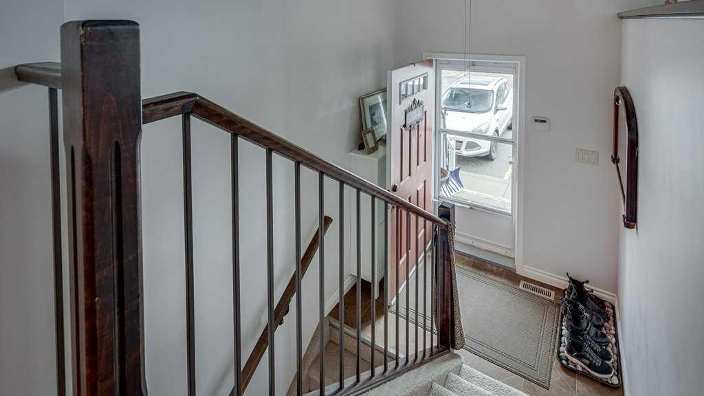 115 Redwood Boulevard, Springbrook, AB - Indoor Photo Showing Other Room