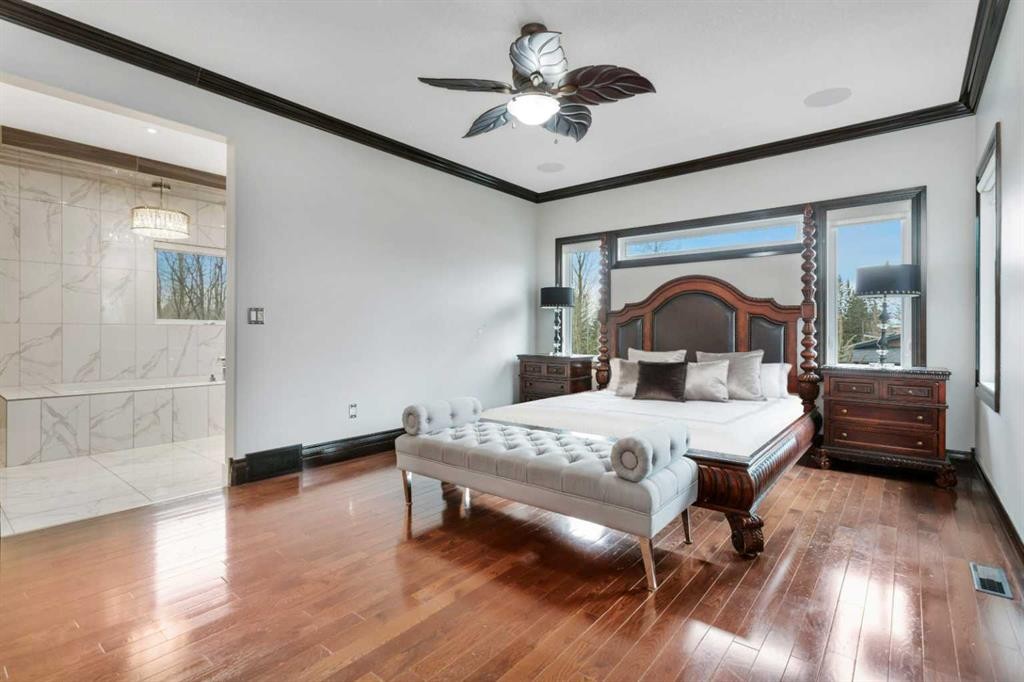 310 Jarvis Glen Way, Jarvis Bay, AB - Indoor Photo Showing Bedroom