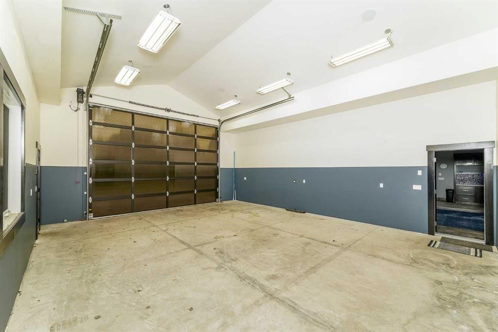 310 Jarvis Glen Way, Jarvis Bay, AB - Indoor