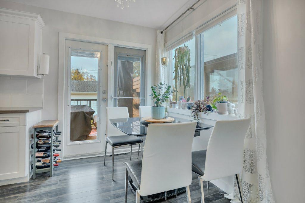 7715 73 Avenue Nw, Edmonton, AB - Indoor Photo Showing Dining Room
