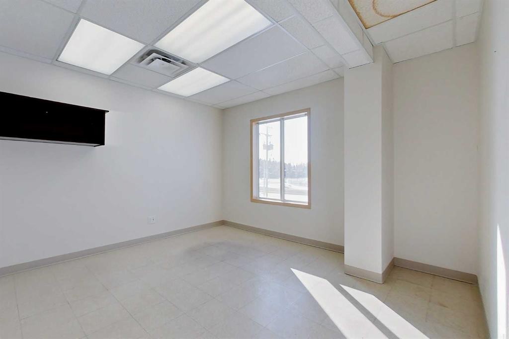 3-8 Gateway Boulevard, Rural Clearwater County, AB