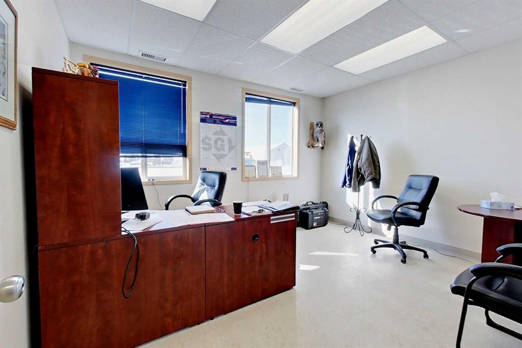 3-8 Gateway Boulevard, Rural Clearwater County, AB
