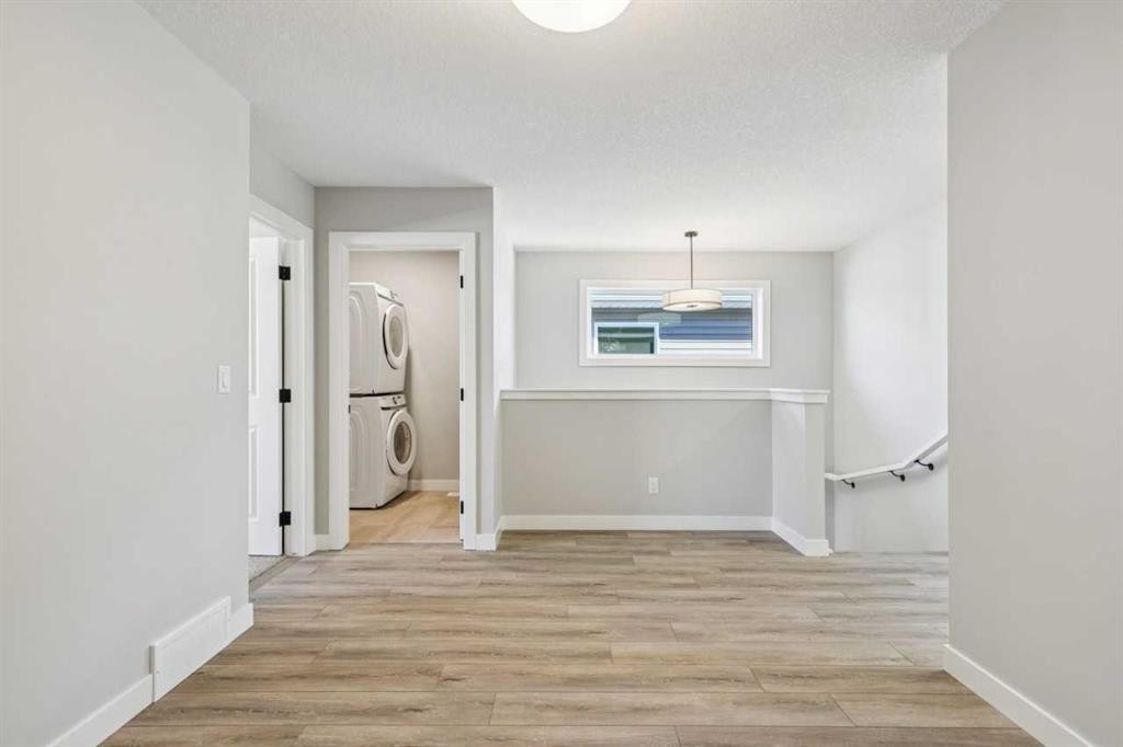 335 Fireside Drive, Cochrane, AB - Indoor Photo Showing Other Room