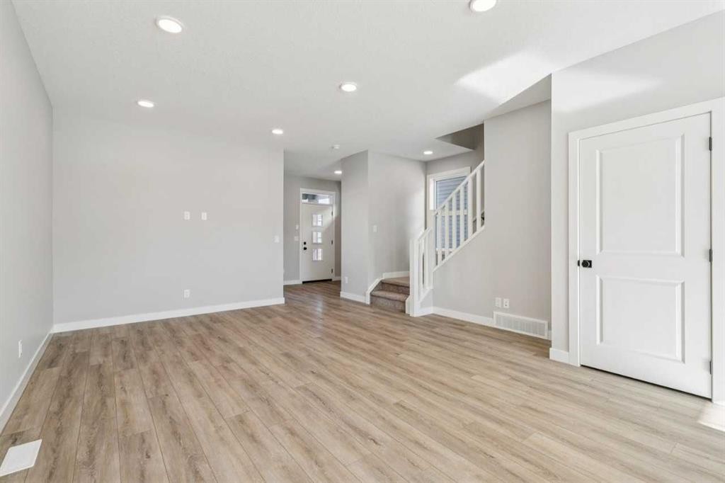 335 Fireside Drive, Cochrane, AB - Indoor Photo Showing Other Room