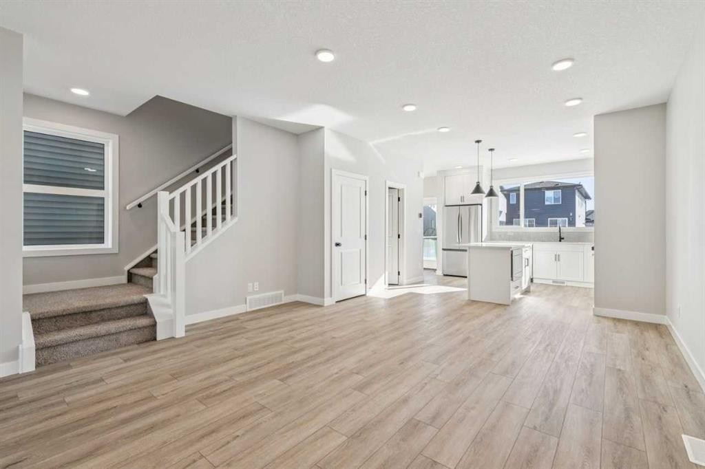 335 Fireside Drive, Cochrane, AB - Indoor Photo Showing Other Room