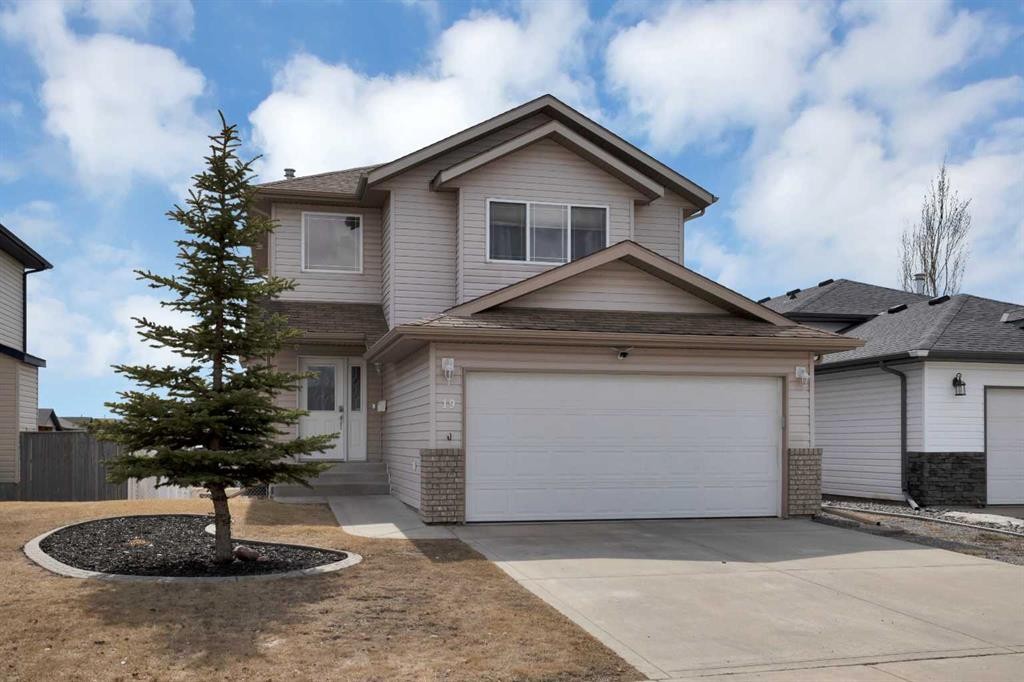 19 Oxley Close, Red Deer, AB - Outdoor