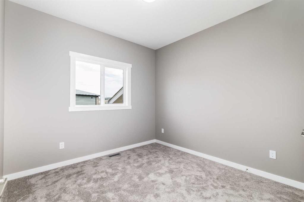 52 Everson Close, Red Deer, AB