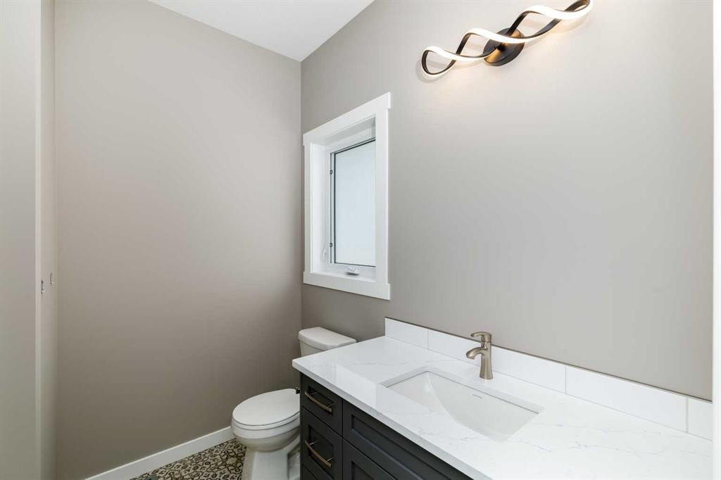 52 Everson Close, Red Deer, AB