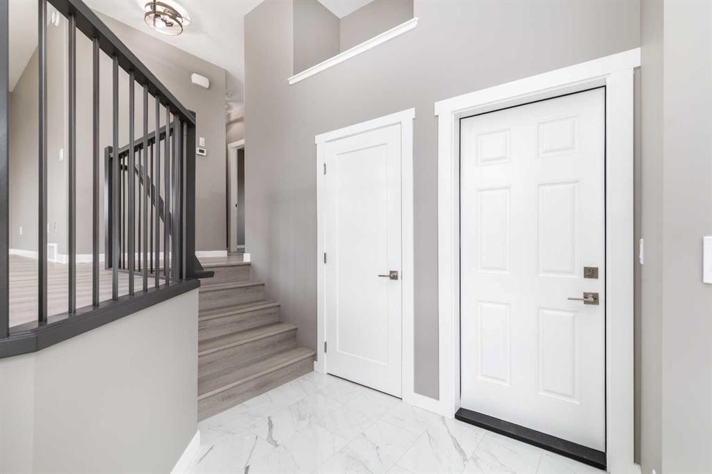 52 Everson Close, Red Deer, AB