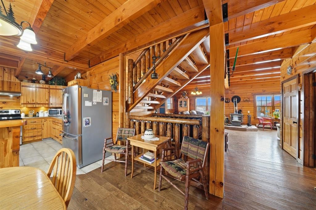 13 Destini Drive, White Sands, AB - Indoor Photo Showing Other Room