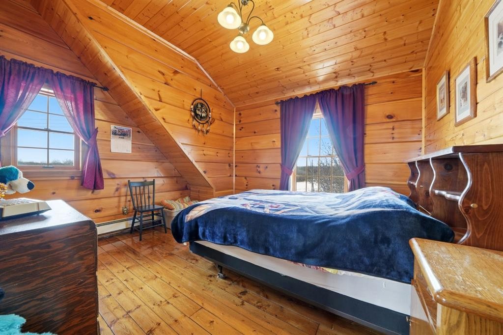 13 Destini Drive, White Sands, AB - Indoor Photo Showing Bedroom