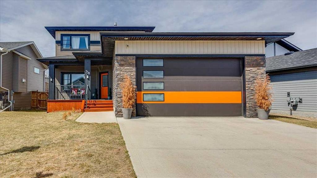 738 Cypress Lane, Springbrook, AB