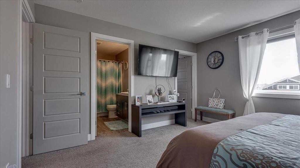 738 Cypress Lane, Springbrook, AB