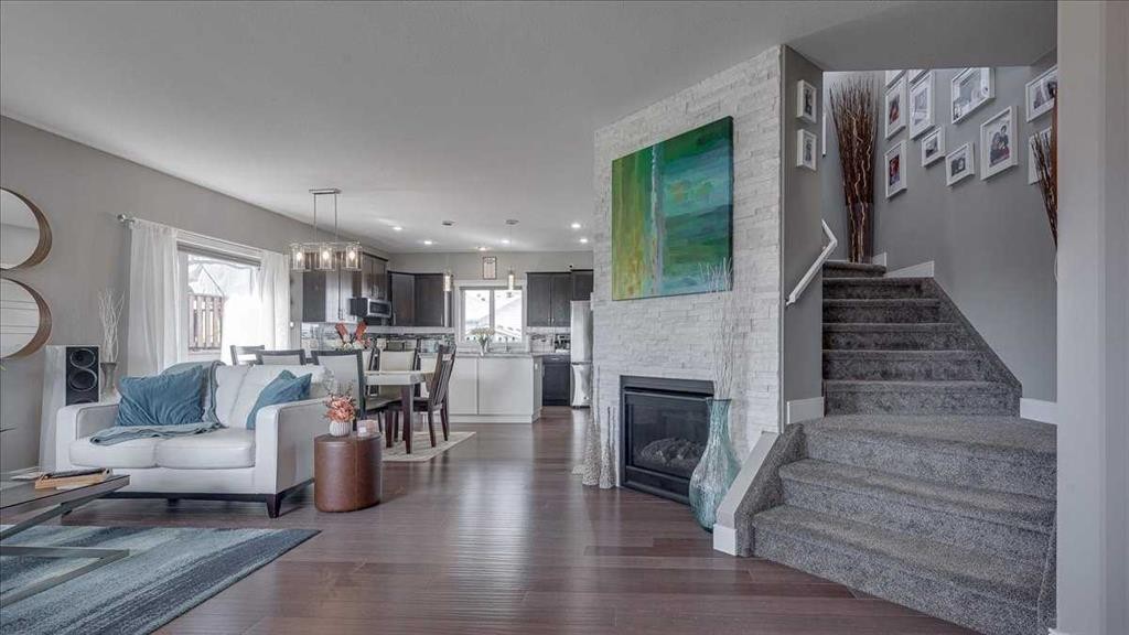 738 Cypress Lane, Springbrook, AB