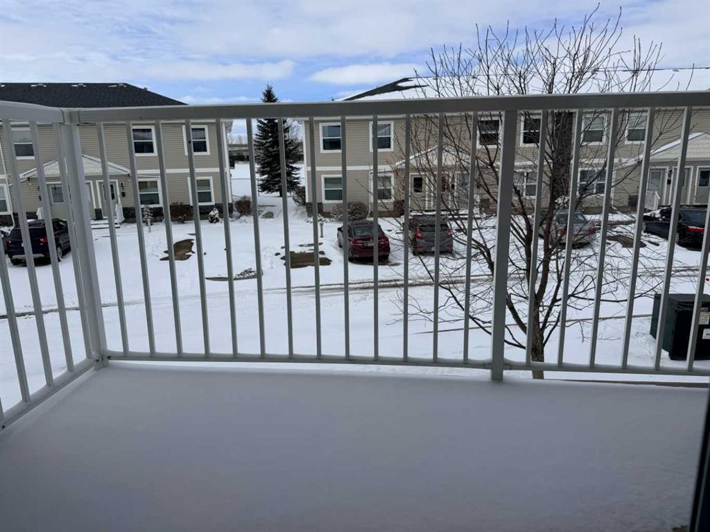 37-20 Jacobs Close, Red Deer, AB - Outdoor