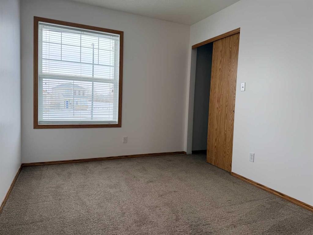 37-20 Jacobs Close, Red Deer, AB - Indoor Photo Showing Other Room
