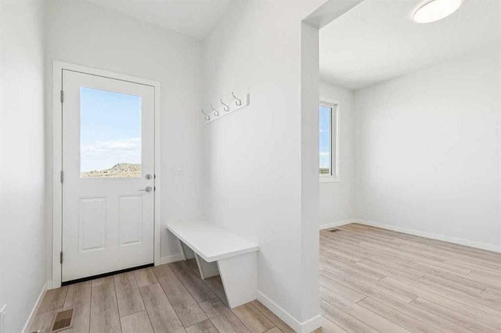 70 Lucas Heath Nw, Calgary, AB - Indoor Photo Showing Other Room