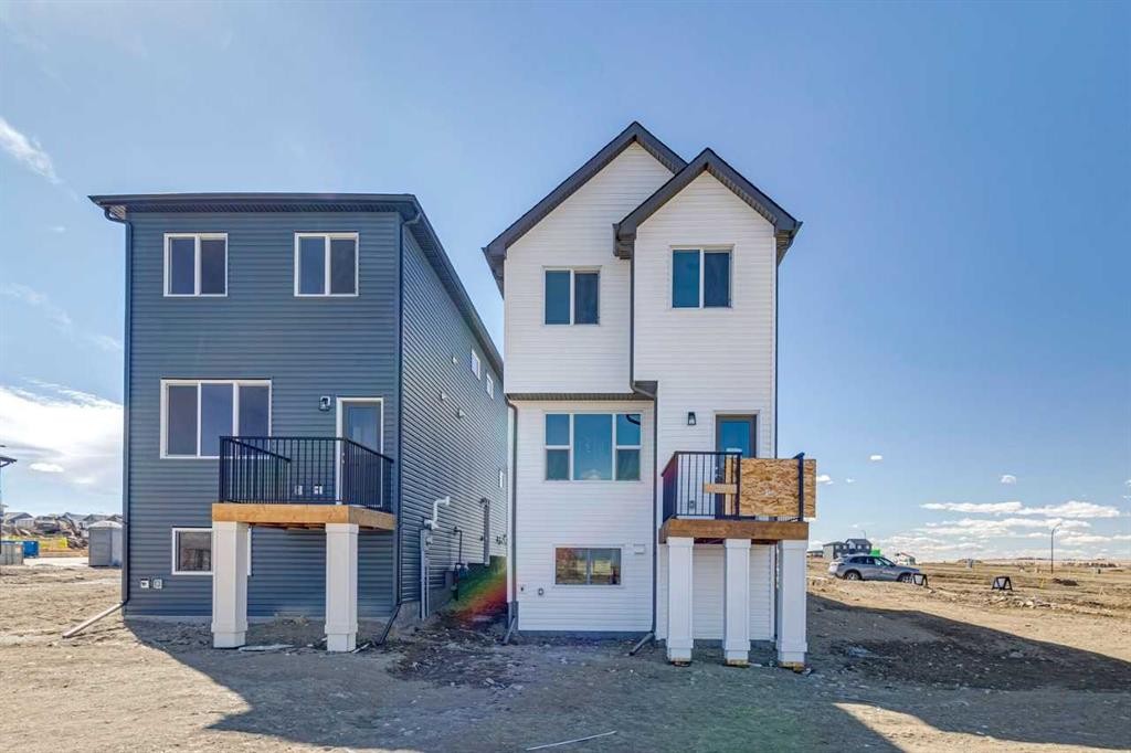 74 Lucas Heath Nw, Calgary, AB - Outdoor