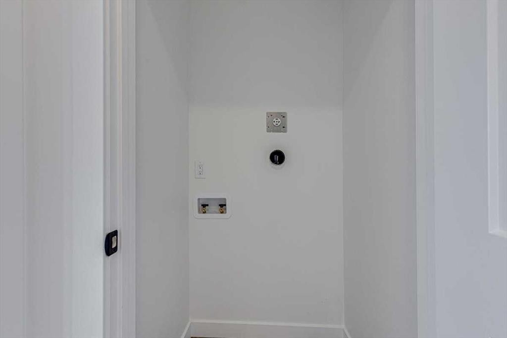 44 Lavelle Close, Red Deer, AB - Indoor Photo Showing Other Room