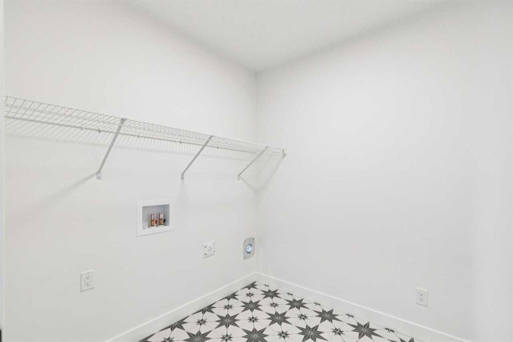 94 Bridgeport Landing, Chestermere, AB - Indoor With Storage