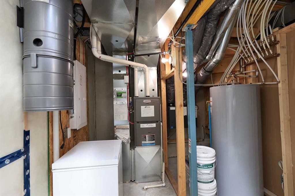 129 Ava Crescent, Blackfalds, AB - Indoor Photo Showing Basement