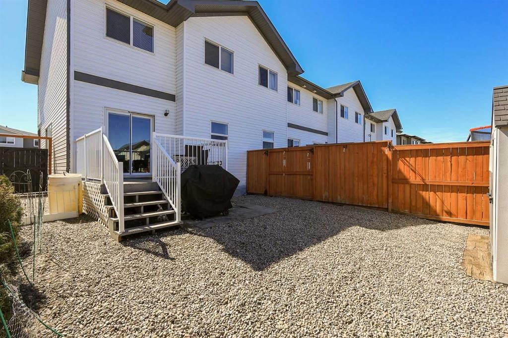 129 Ava Crescent, Blackfalds, AB - Outdoor With Exterior