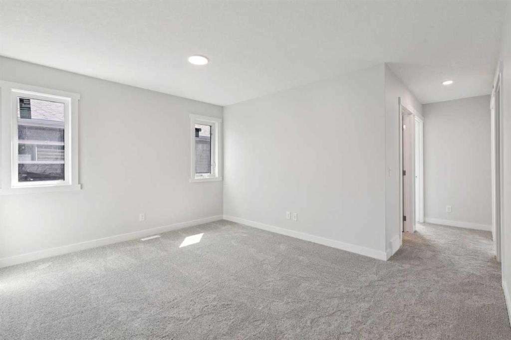 322 Hotchkiss Common Se, Calgary, AB - Indoor Photo Showing Other Room