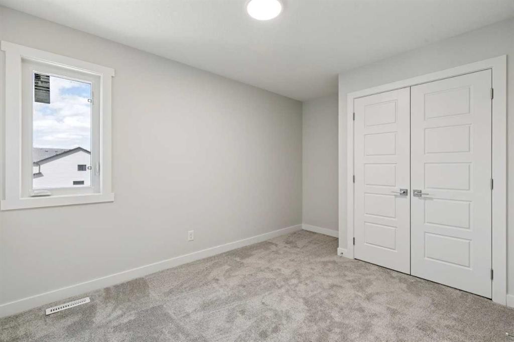322 Hotchkiss Common Se, Calgary, AB - Indoor Photo Showing Other Room