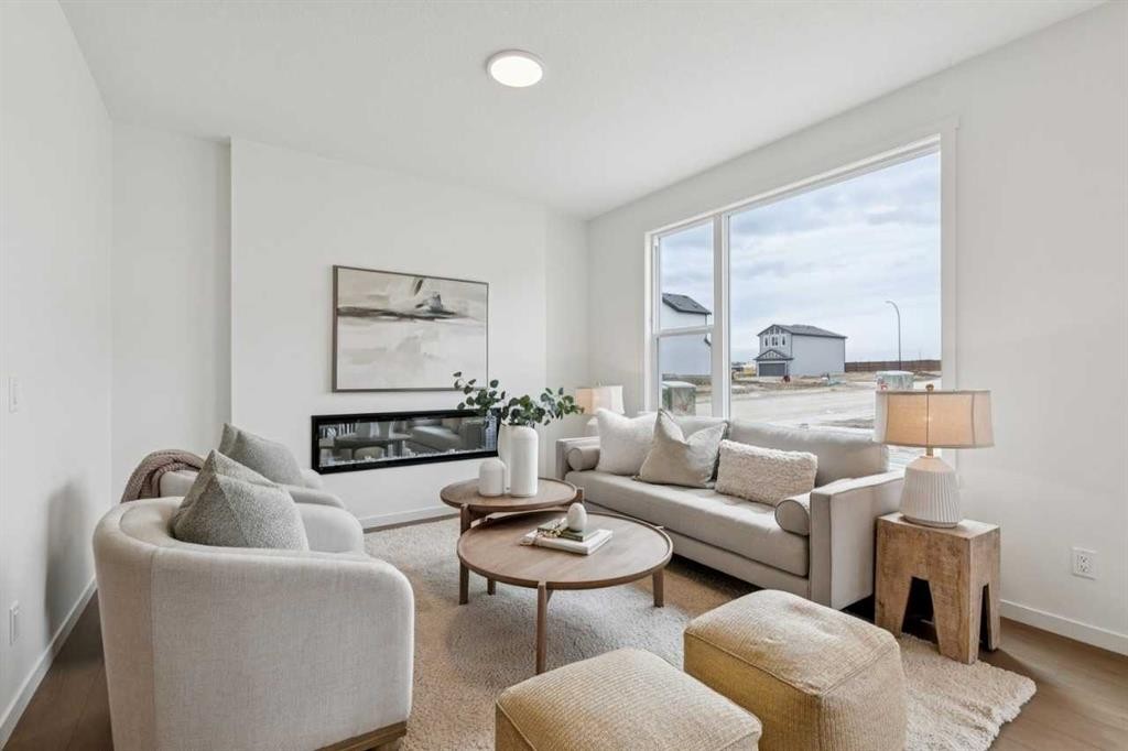 65 Bartlett Way Se, Calgary, AB - Indoor Photo Showing Living Room