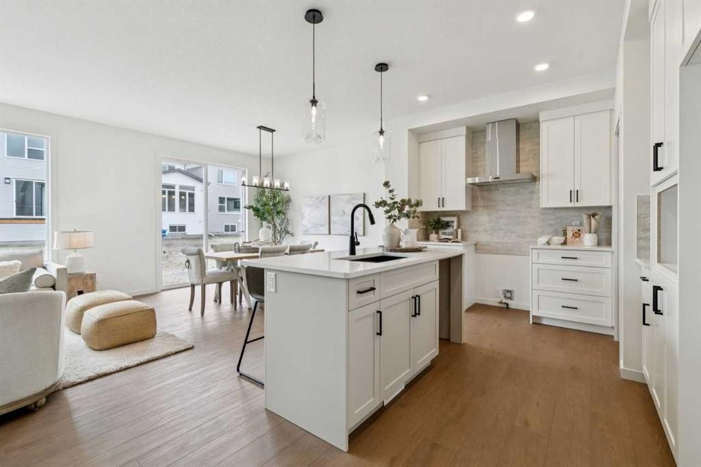65 Bartlett Way Se, Calgary, AB - Indoor Photo Showing Kitchen With Upgraded Kitchen