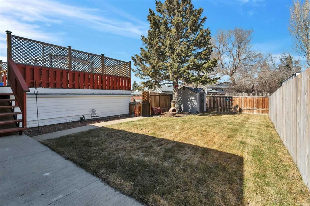 11 Pearson Crescent, Red Deer, AB - Outdoor