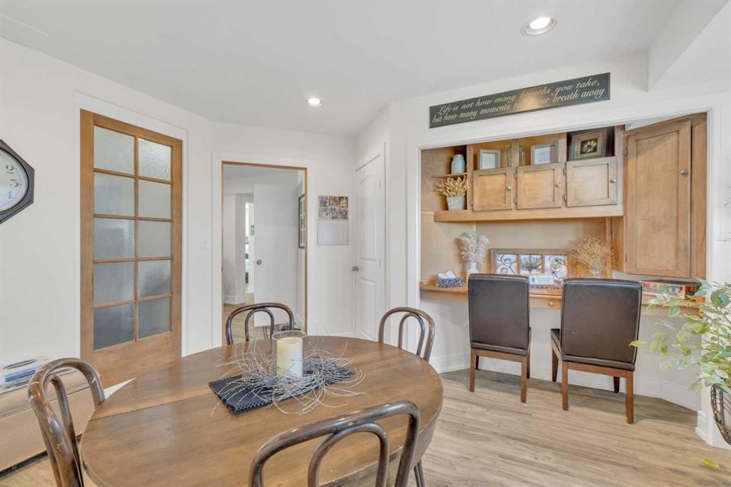 120 Devilder Avenue, Trochu, AB - Indoor Photo Showing Dining Room
