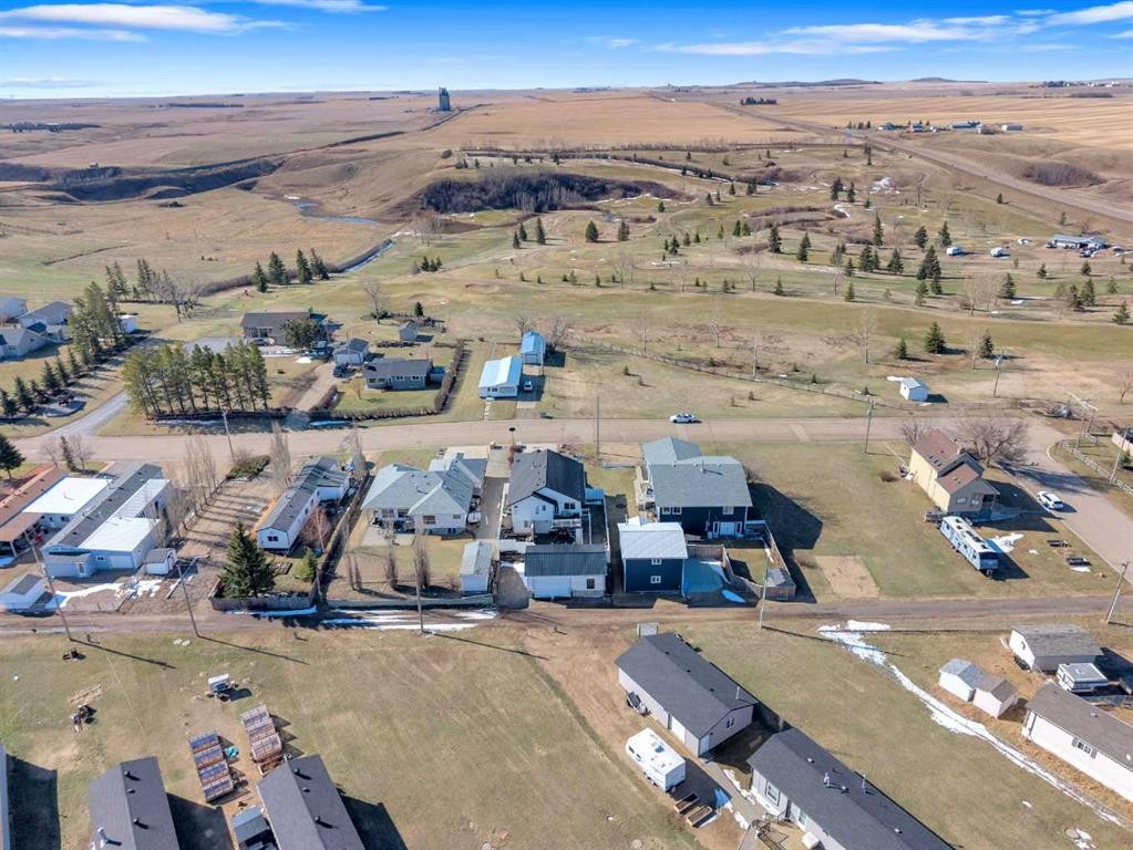 120 Devilder Avenue, Trochu, AB - Outdoor With View