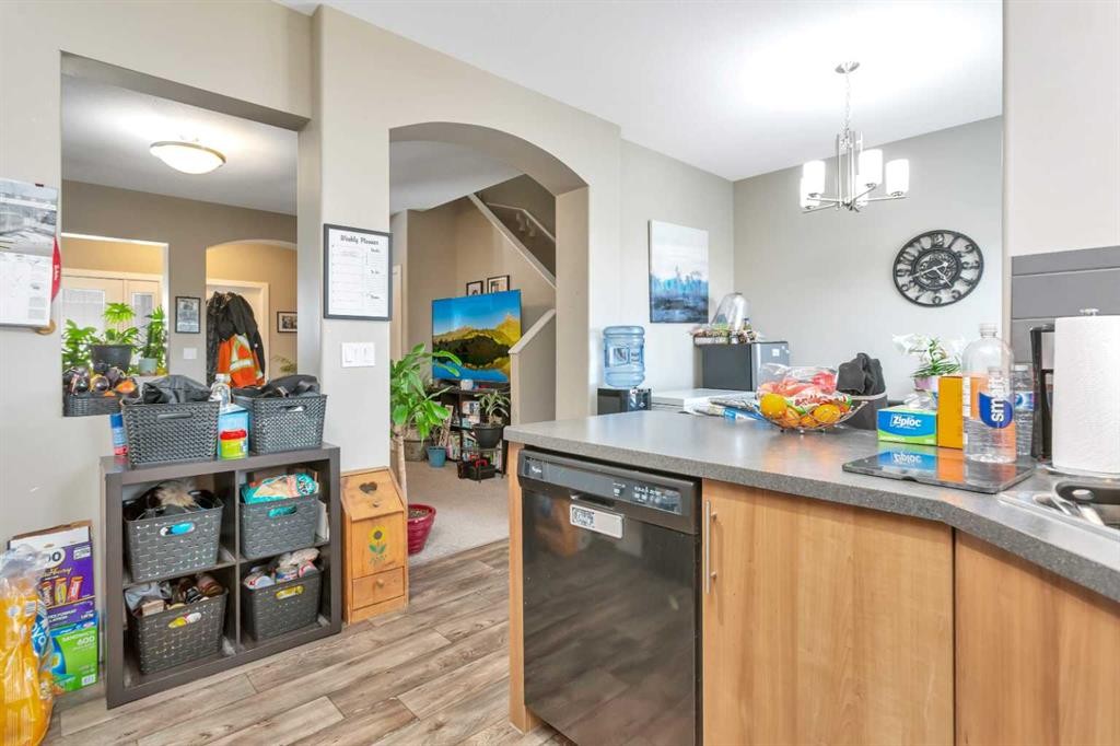 17 Crestview Boulevard, Sylvan Lake, AB - Indoor