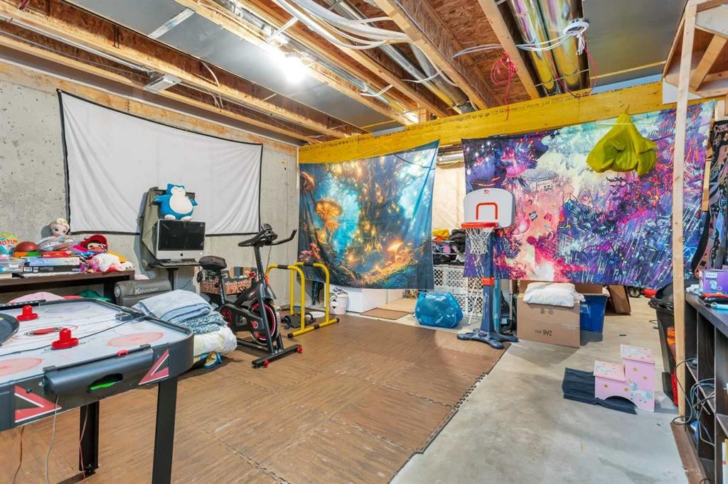 17 Crestview Boulevard, Sylvan Lake, AB - Indoor Photo Showing Basement