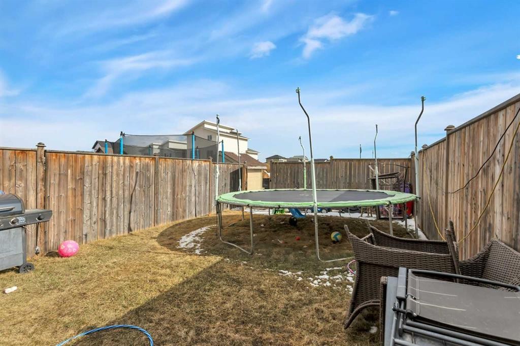 17 Crestview Boulevard, Sylvan Lake, AB - Outdoor