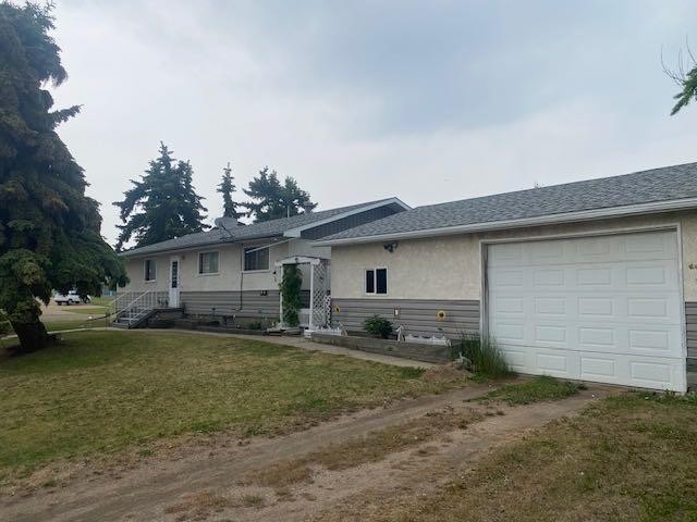 5325 53 Avenue, Bashaw, AB - Outdoor