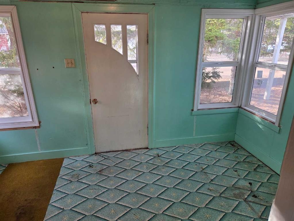 5221 49 Street, Castor, AB - Indoor Photo Showing Other Room
