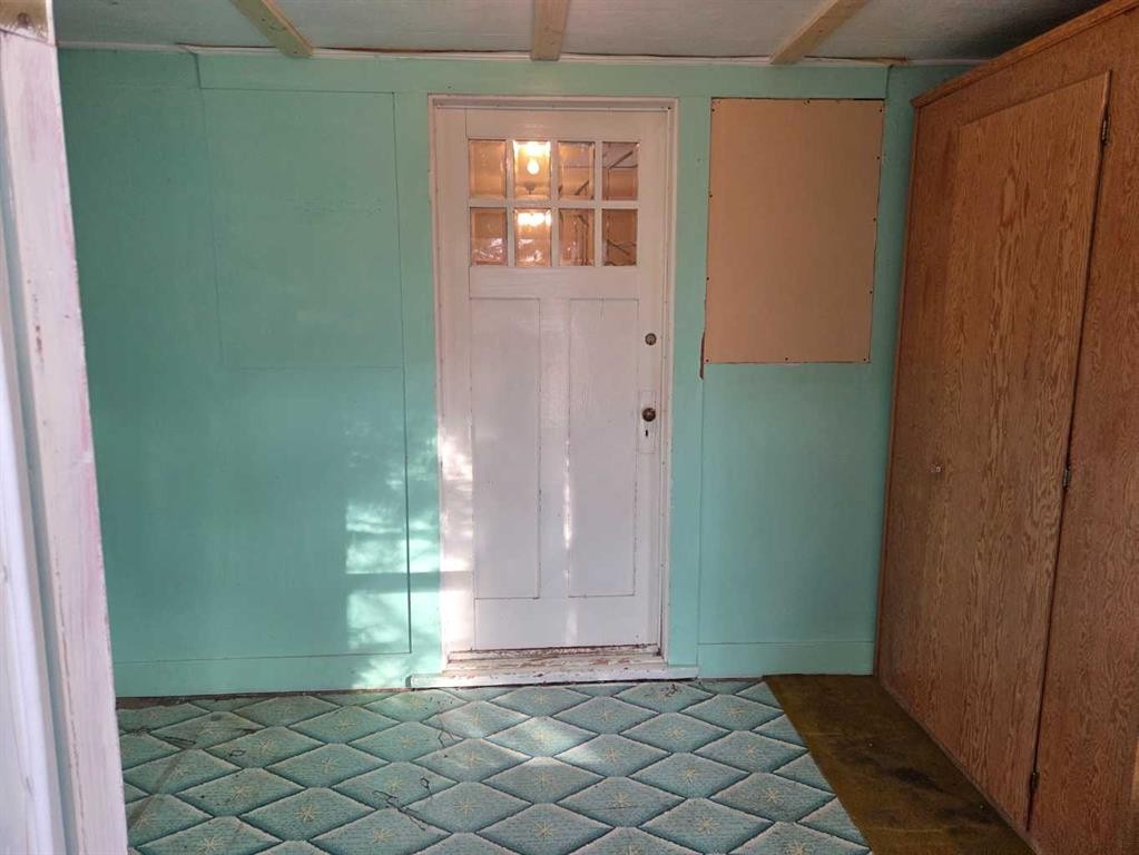 5221 49 Street, Castor, AB - Indoor Photo Showing Other Room