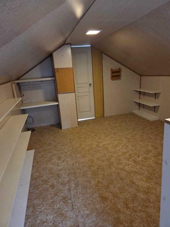 5221 49 Street, Castor, AB - Indoor
