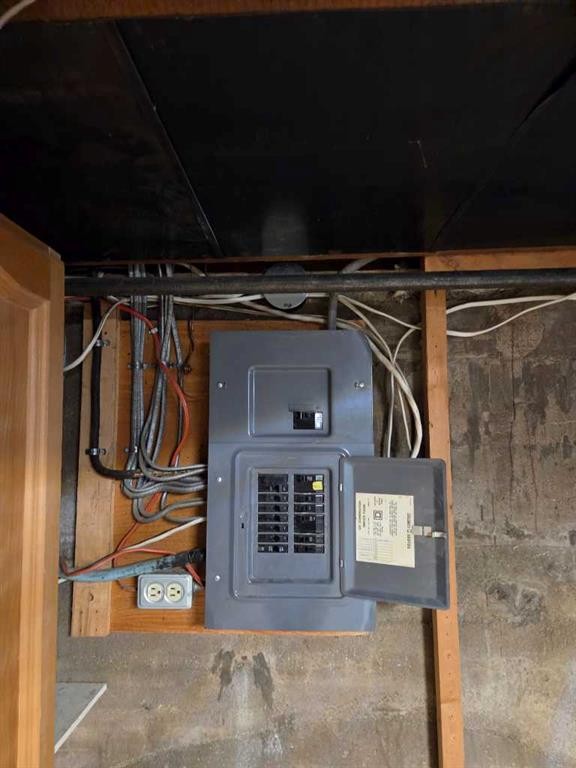5221 49 Street, Castor, AB - Indoor Photo Showing Basement